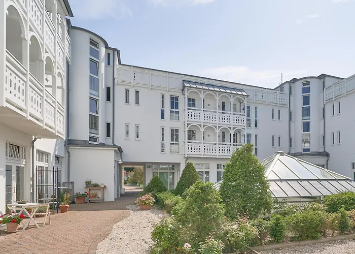 661, Seepark Apartment *